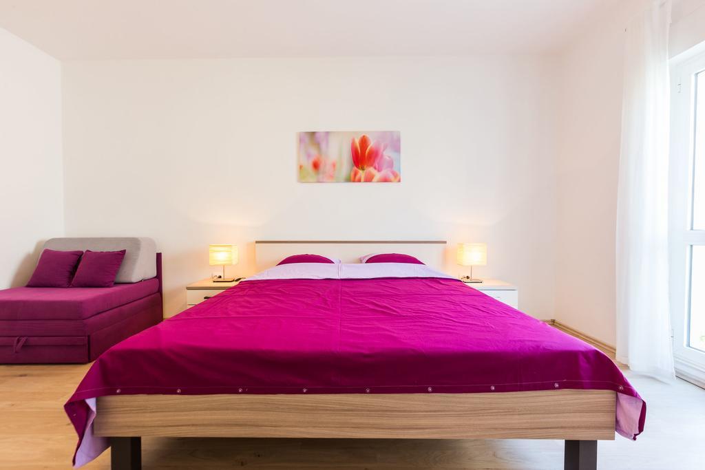 Apartment Calle Larga Ventidue *
